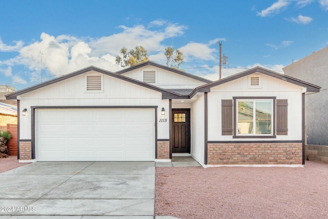 view of front facade with a garage