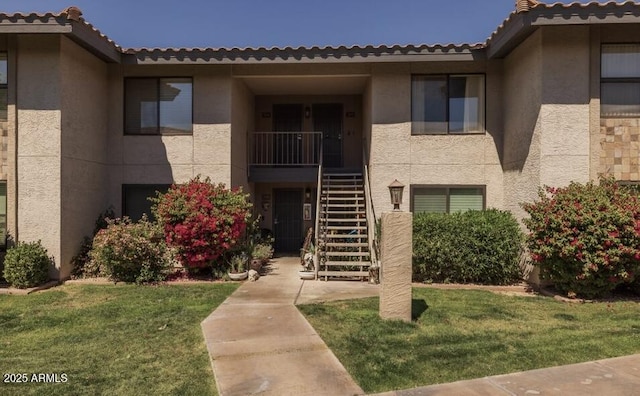 1402 E Guadalupe Rd Unit 215, Tempe, AZ 85283 - view of building exterior with stairway