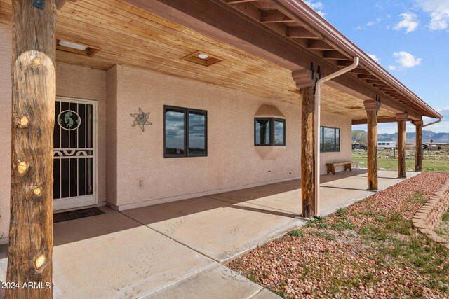 22900 W Hylton Way, Congress, AZ 85332 - view of patio