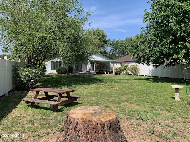 2207 W Hayward Ave, Phoenix, AZ 85021 - view of yard with a fenced backyard