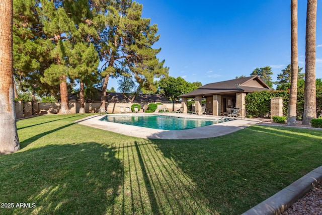 27 W Concorda Dr Unit 104, Tempe, AZ 85282 - view of swimming pool with a patio