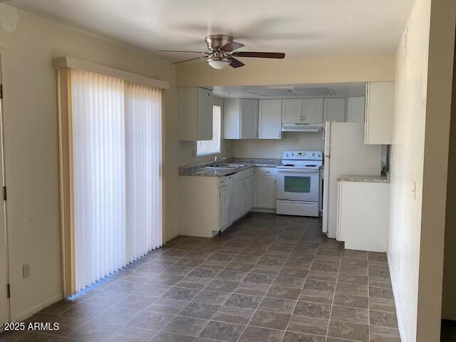 27 W Concorda Dr Unit 104, Tempe, AZ 85282 - kitchen featuring white appliances, under cabinet range hood, ceiling fan, and white cabinetry