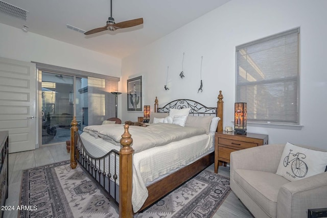 bedroom featuring ceiling fan