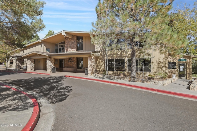2665 N Valley View Rd Unit 10130, Flagstaff, AZ 86004 - townhome / multi-family property with stone siding