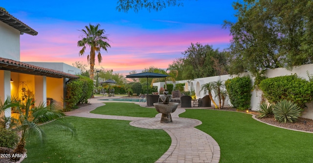 4824 E Hummingbird Ln, Paradise Valley, AZ 85253 - fenced backyard featuring a patio area