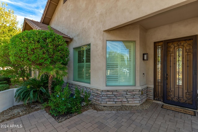 view of entrance to property