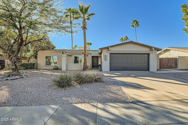 view of front facade featuring a garage