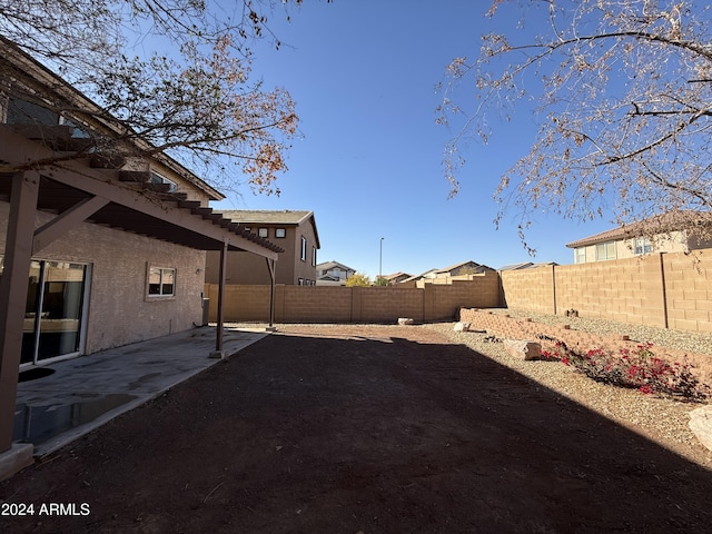 view of yard with a patio area