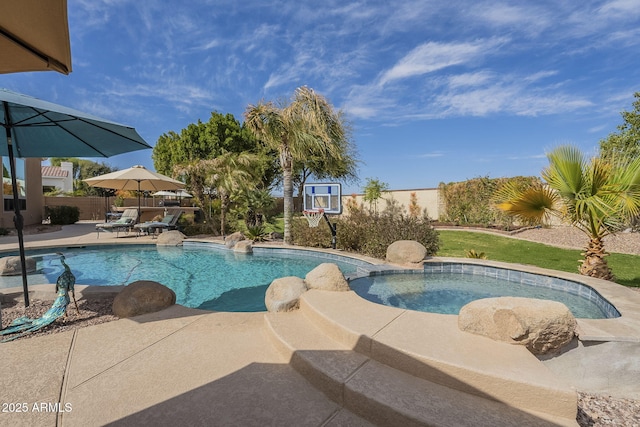 4915 N Greentree Dr, Litchfield Park, AZ 85340 - view of swimming pool featuring an in ground hot tub