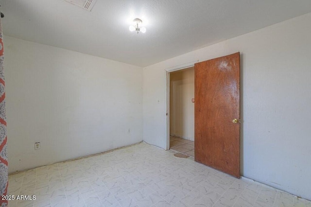 1055 S 4th St, Coolidge, AZ 85128 - unfurnished room featuring light floors and visible vents