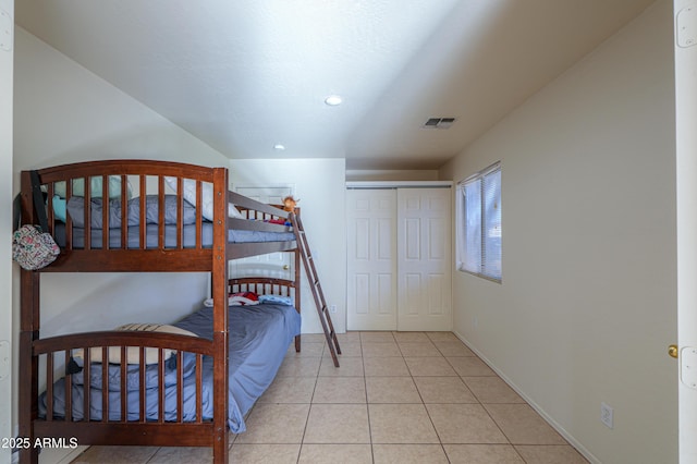 bedroom with a closet