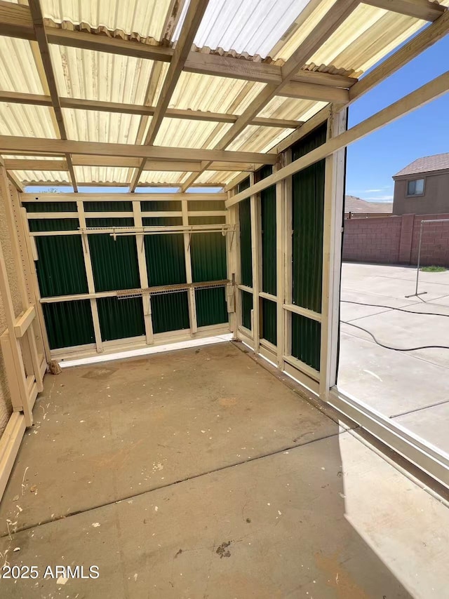 8507 W Pioneer St, Tolleson, AZ 85353 - view of patio / terrace