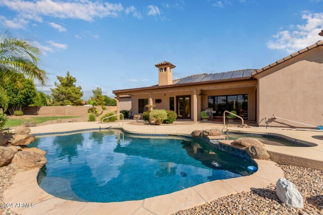 view of swimming pool featuring a patio