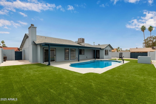 1416 W Highland St, Chandler, AZ 85224 - back of property with a patio and a chimney