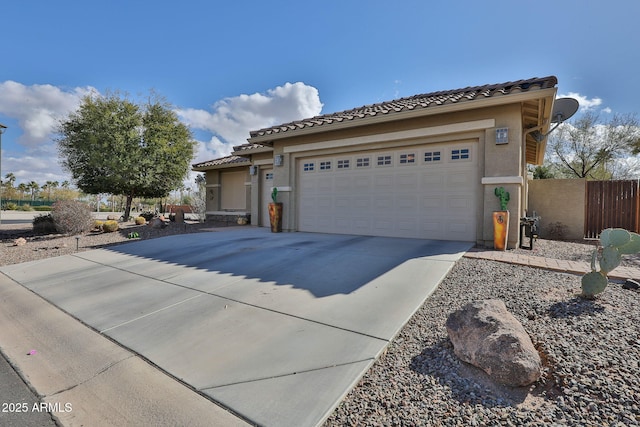 view of front facade featuring a garage