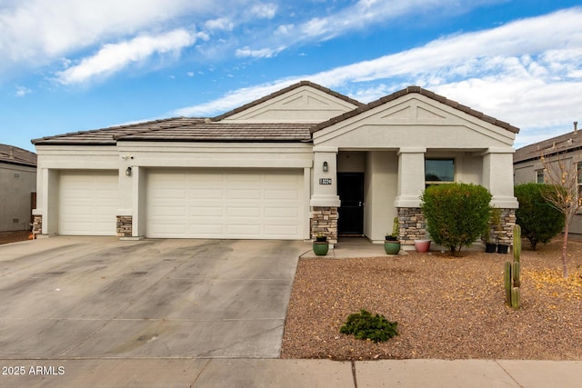 view of front facade with a garage