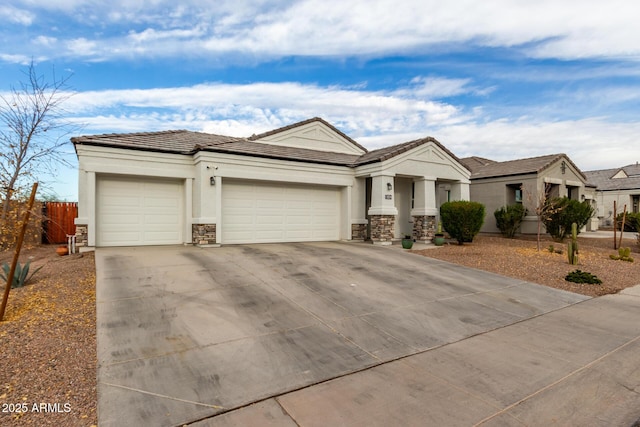 view of front facade featuring a garage