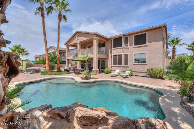 21841 N Ingram Ct, Maricopa, AZ 85138 - swimming pool featuring a patio