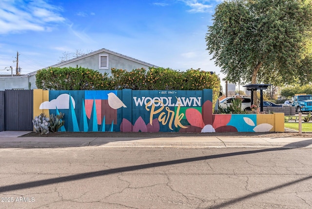 view of community / neighborhood sign