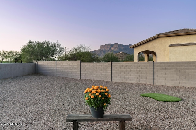 4126 S Last Chance Trl, Gold Canyon, AZ 85118 - view of yard featuring fence and a mountain view