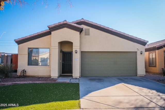 view of front facade with a garage