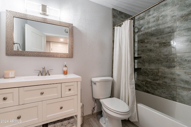 full bath with visible vents, vanity, toilet, and shower / tub combo with curtain