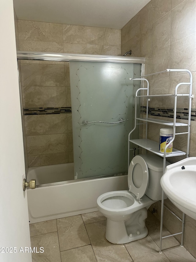 8110 N 31st Dr, Phoenix, AZ 85051 - full bath with toilet, enclosed tub / shower combo, and tile patterned floors