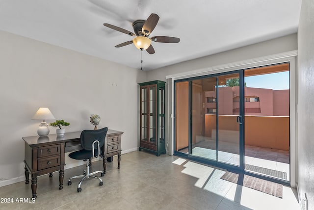 office space with ceiling fan