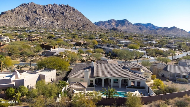 drone / aerial view featuring a mountain view