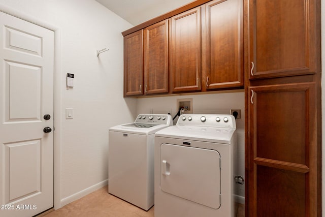931 E Whiteley St, Apache Junction, AZ 85119 - washroom with cabinet space, independent washer and dryer, and baseboards