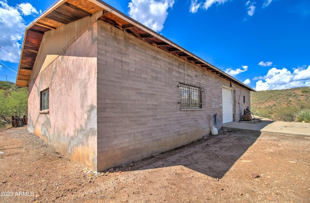 view of property exterior