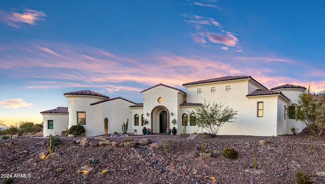 view of mediterranean / spanish-style home