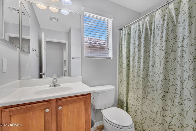 8071 W Georgetown Way, Florence, AZ 85132 - full bath with toilet, vanity, and a shower with curtain