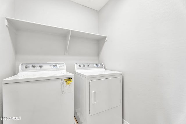 8071 W Georgetown Way, Florence, AZ 85132 - laundry room featuring washer and clothes dryer