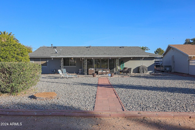 view of front of property featuring a patio