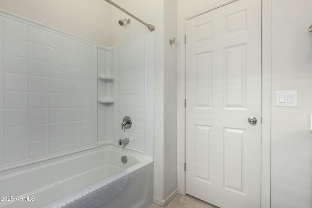 bathroom featuring shower / tub combination