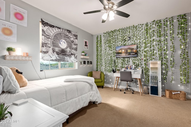 bedroom featuring carpet floors and ceiling fan