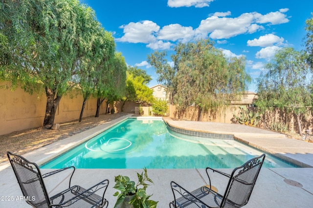 19275 N 88th Way, Scottsdale, AZ 85255 - view of swimming pool with a fenced backyard