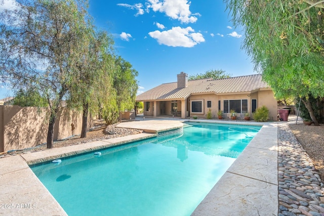 19275 N 88th Way, Scottsdale, AZ 85255 - view of swimming pool featuring a patio area
