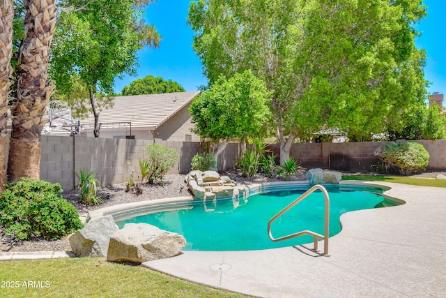 1470 W Bartlett Way, Chandler, AZ 85248 - view of pool featuring a fenced backyard and a patio