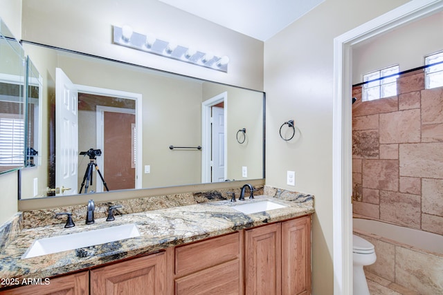 1470 W Bartlett Way, Chandler, AZ 85248 - bathroom with toilet and double vanity