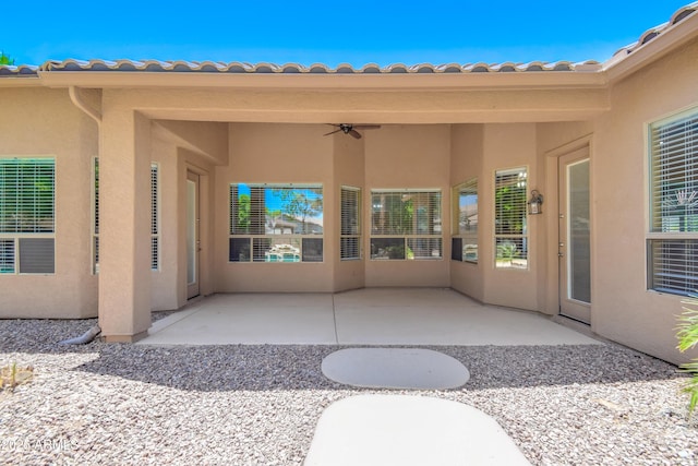 1470 W Bartlett Way, Chandler, AZ 85248 - view of patio / terrace with a ceiling fan