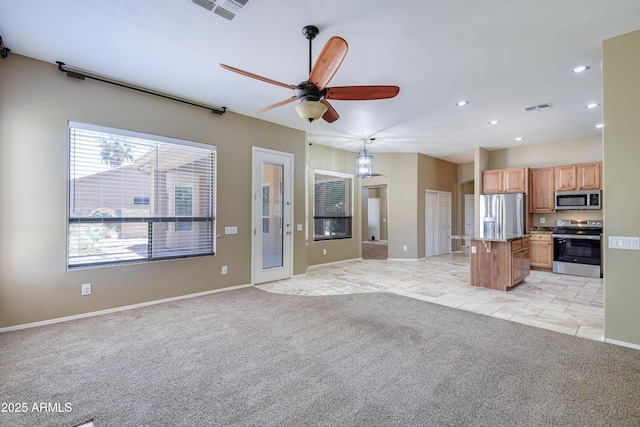 1470 W Bartlett Way, Chandler, AZ 85248 - unfurnished living room featuring light carpet, recessed lighting, a ceiling fan, and baseboards