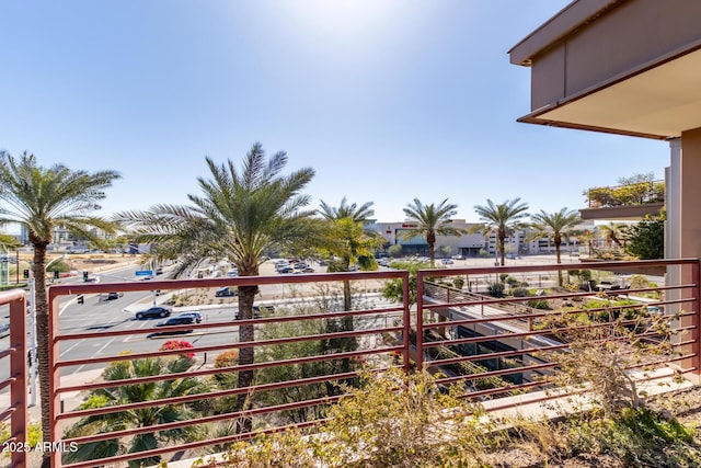view of yard featuring a balcony