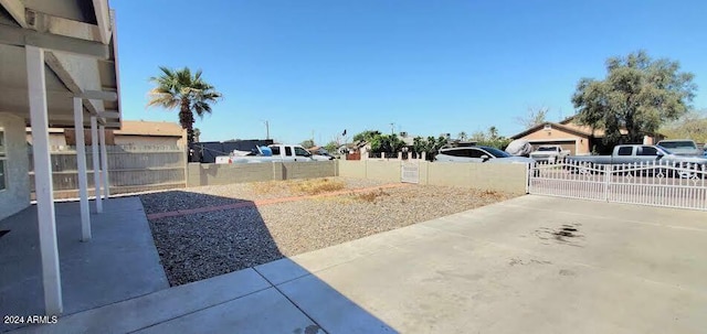 view of yard with a garage