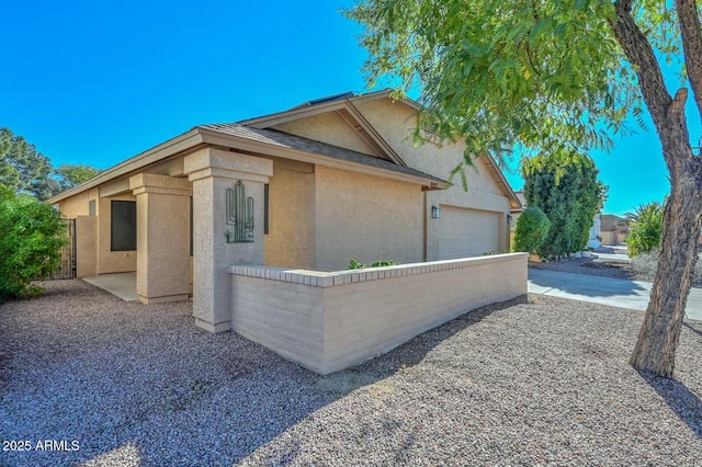 10405 N 65th Dr, Glendale, AZ 85302 - view of side of home