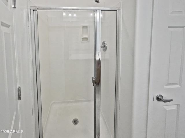 8616 S 57th Dr, Laveen, AZ 85339 - full bathroom with a shower stall