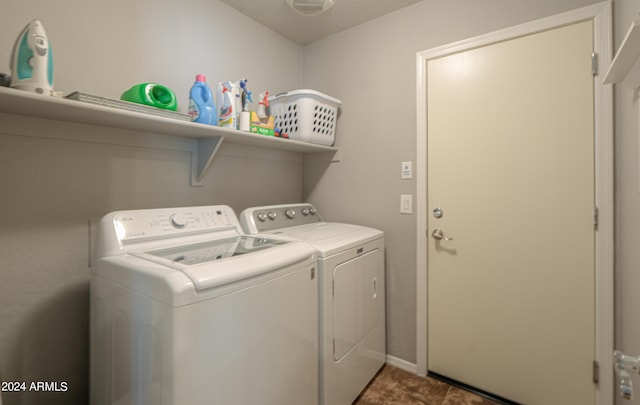 laundry room featuring independent washer and dryer