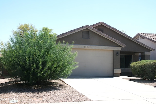 view of front of house featuring a garage