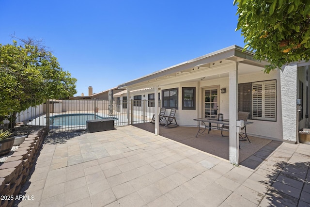 843 E Vera Ln, Tempe, AZ 85284 - view of patio / terrace with fence